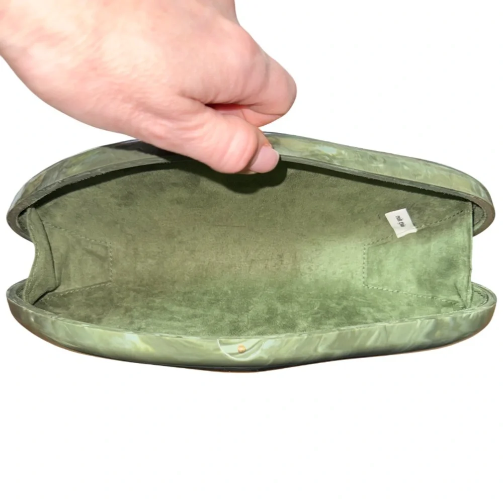 Price Firm - CULT GAIA Caldera Clutch in Rosemary - Picture 7 of 12